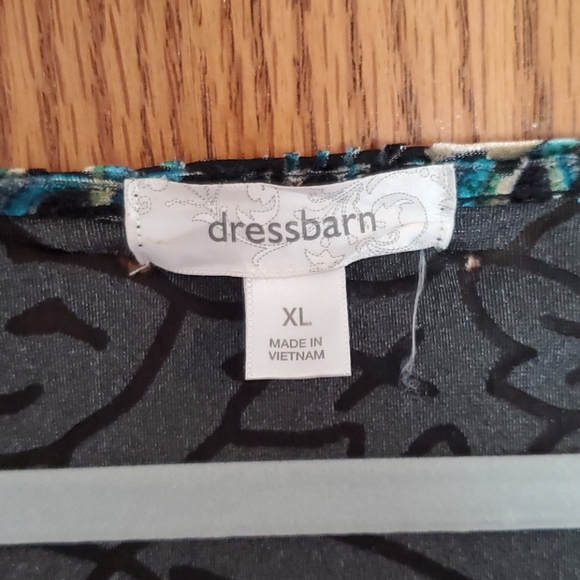 Top - Picture 2 of 3